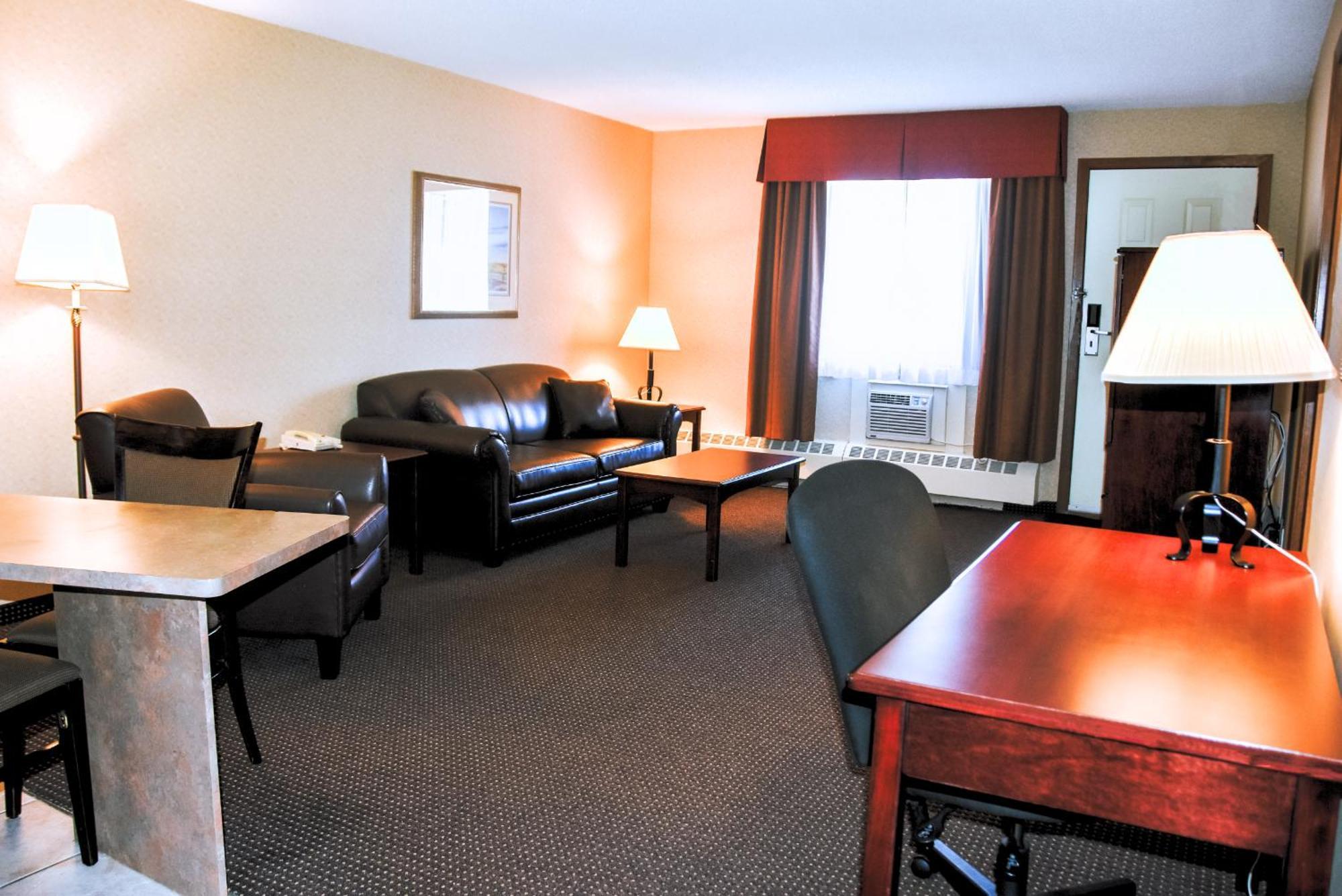 Stony Plain Inn & Suites Экстерьер фото
