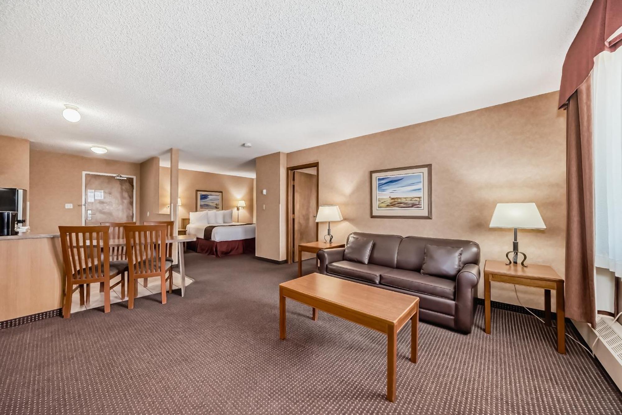 Stony Plain Inn & Suites Экстерьер фото