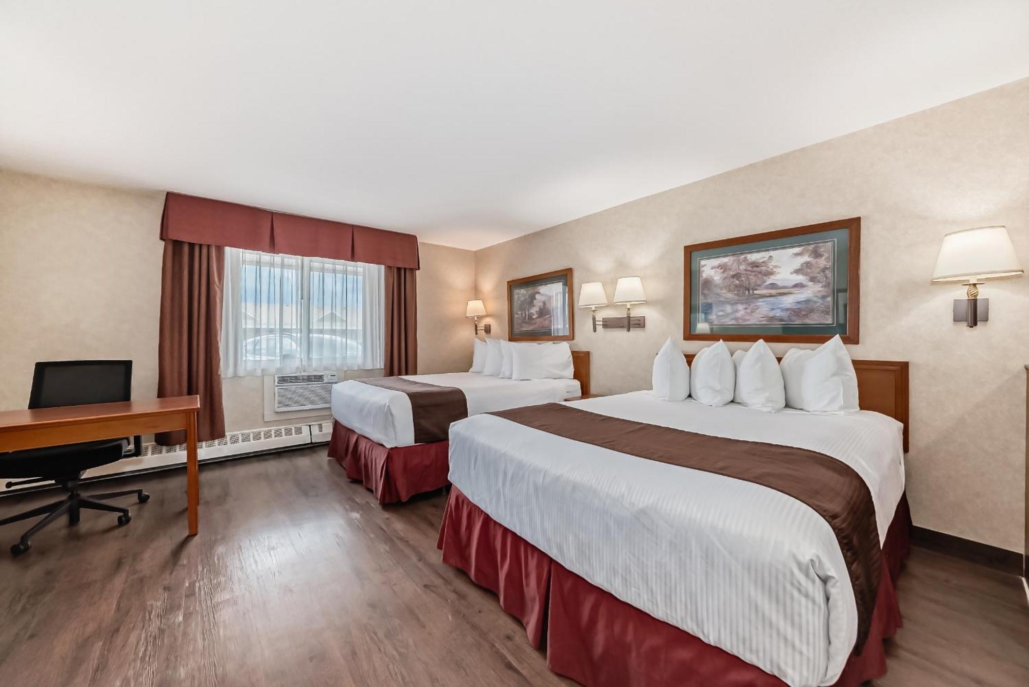Stony Plain Inn & Suites Экстерьер фото
