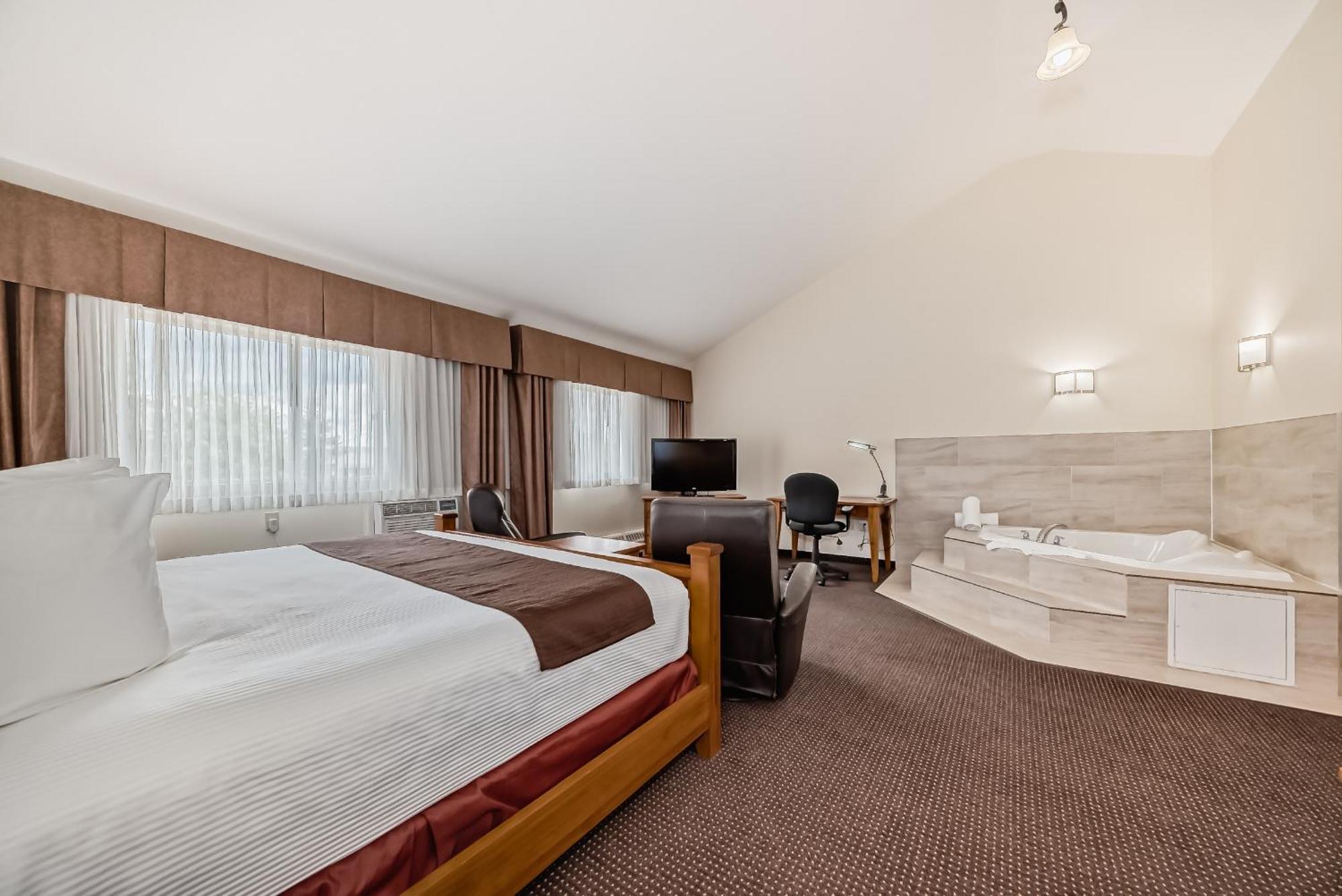 Stony Plain Inn & Suites Экстерьер фото