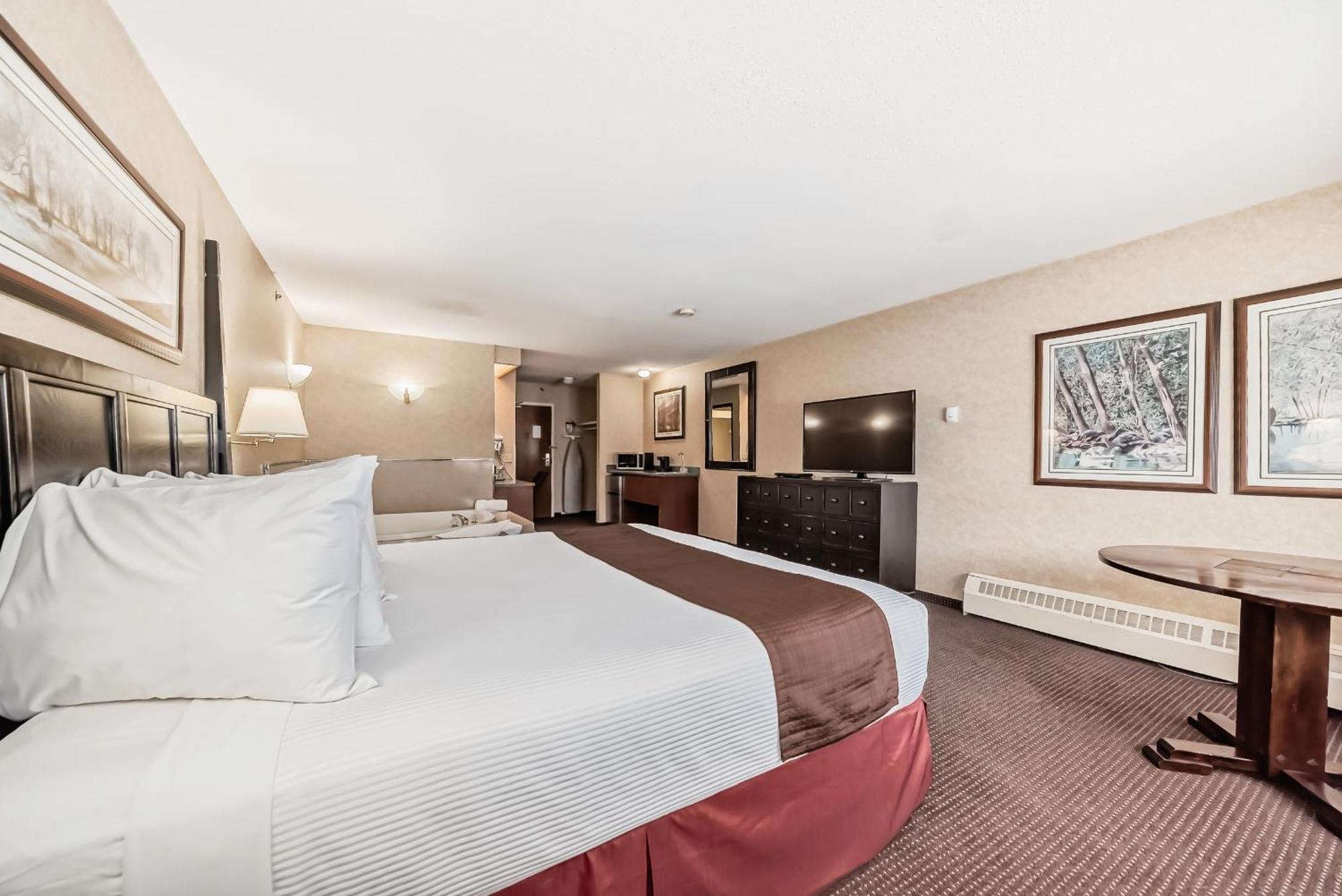 Stony Plain Inn & Suites Экстерьер фото